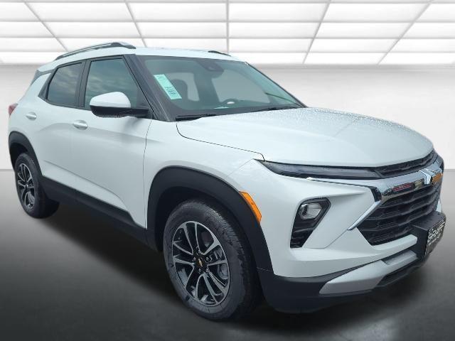 new 2026 Chevrolet TrailBlazer car, priced at $30,320