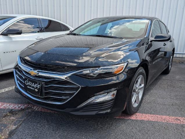 new 2025 Chevrolet Malibu car, priced at $27,695