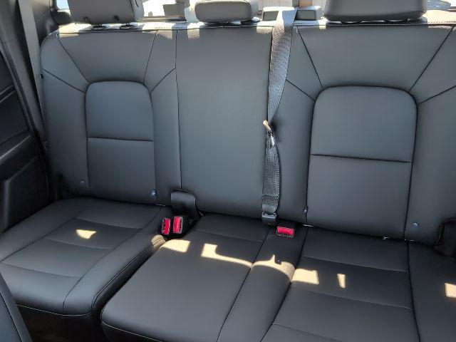 new 2026 Chevrolet Colorado car, priced at $33,405