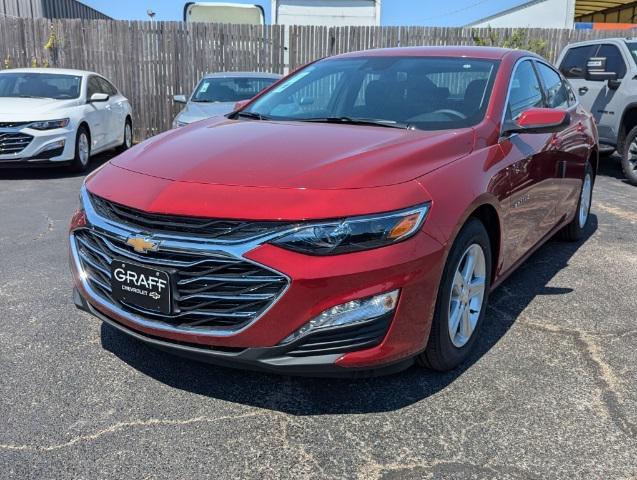 new 2025 Chevrolet Malibu car, priced at $30,390