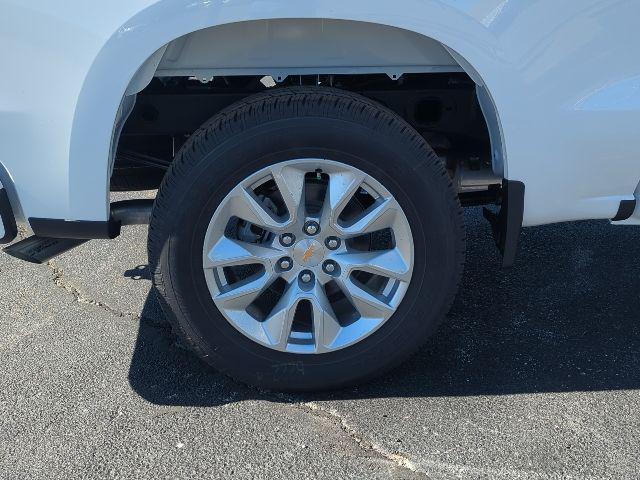 new 2026 Chevrolet Silverado 1500 car, priced at $45,595