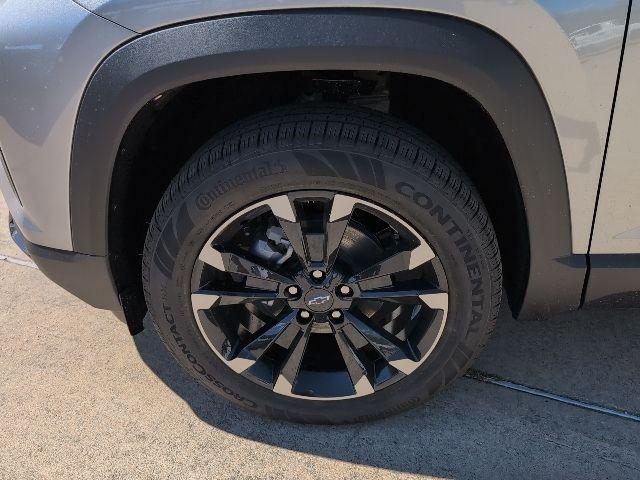 new 2026 Chevrolet Equinox car, priced at $32,255