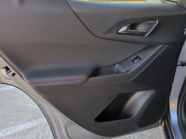 new 2026 Chevrolet Equinox car, priced at $32,255