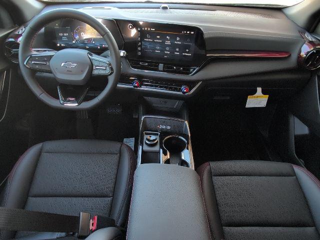 new 2026 Chevrolet Equinox car, priced at $32,255