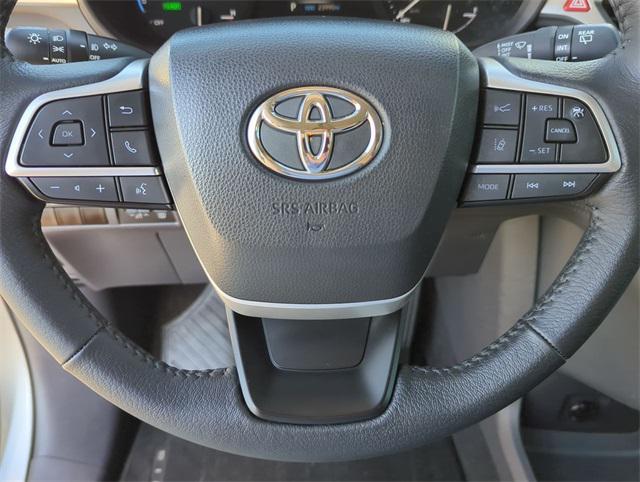 used 2022 Toyota Sienna car, priced at $39,906