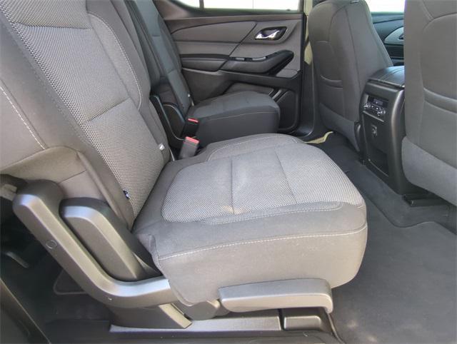 used 2023 Chevrolet Traverse car, priced at $29,906
