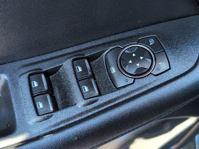 used 2022 Ford Edge car, priced at $24,906