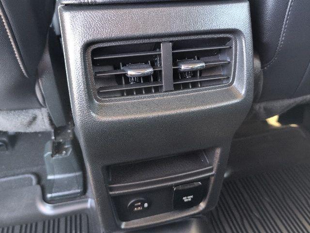 used 2022 Ford Edge car, priced at $24,906