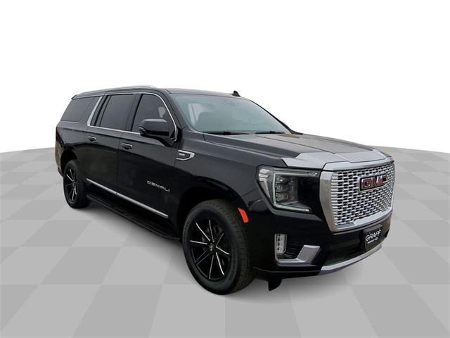 used 2021 GMC Yukon XL car, priced at $59,406