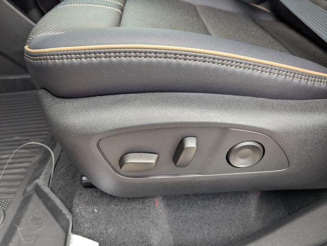 new 2026 Chevrolet Traverse car, priced at $1,725