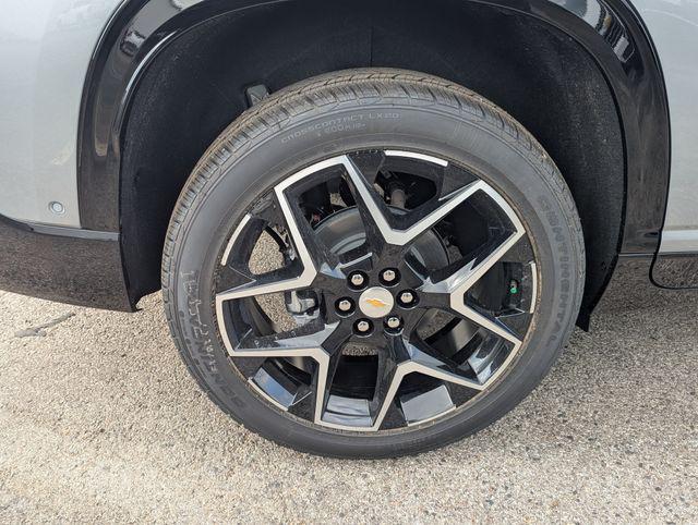 new 2026 Chevrolet Traverse car, priced at $1,725