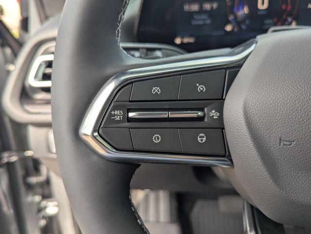 new 2026 Chevrolet Traverse car, priced at $1,725