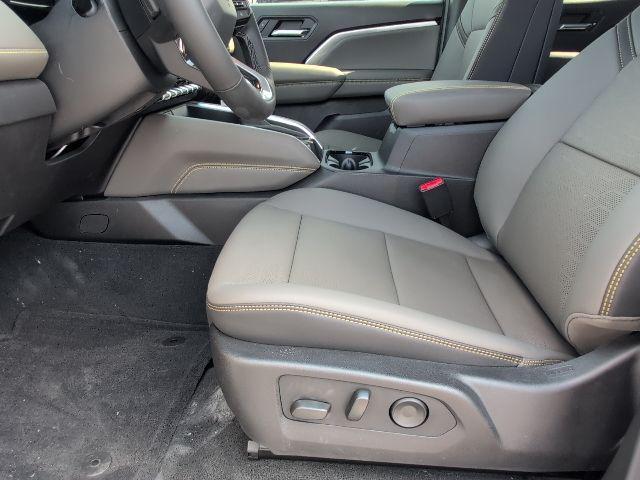 new 2026 Chevrolet Colorado car, priced at $48,790