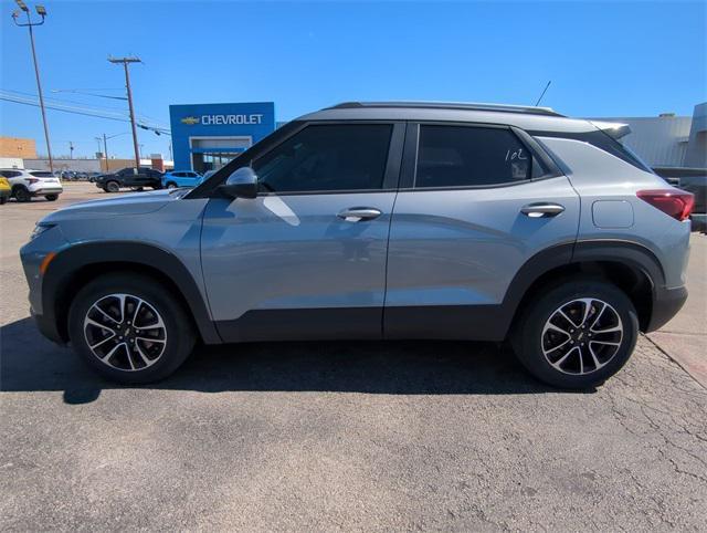 new 2025 Chevrolet TrailBlazer car, priced at $26,095