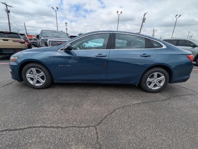 new 2025 Chevrolet Malibu car, priced at $27,645