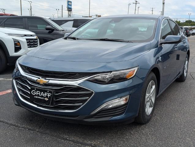 new 2025 Chevrolet Malibu car, priced at $27,645