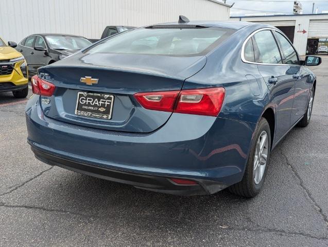 new 2025 Chevrolet Malibu car, priced at $27,645