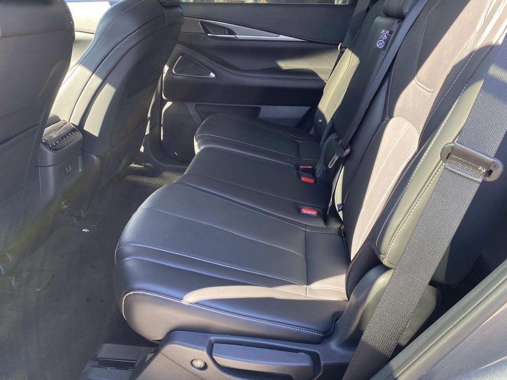 used 2025 INFINITI QX60 car, priced at $39,500