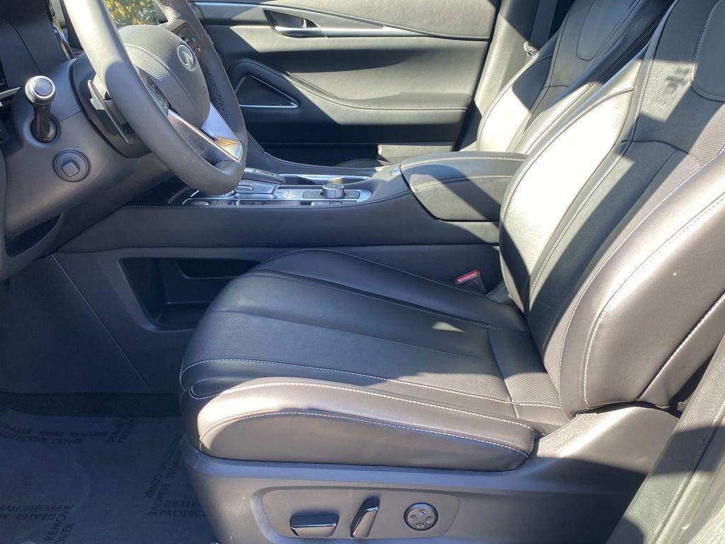 used 2025 INFINITI QX60 car, priced at $39,500