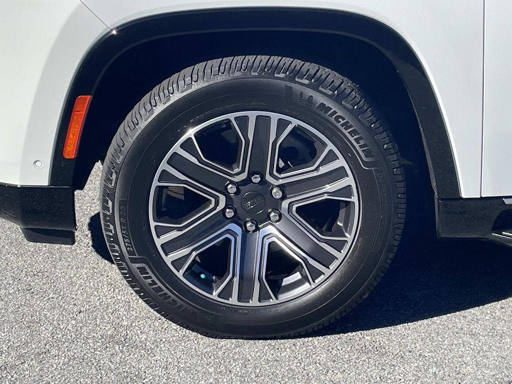 used 2024 Jeep Wagoneer L car, priced at $49,988