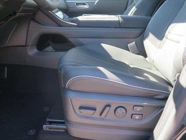 new 2025 INFINITI QX80 car, priced at $105,840