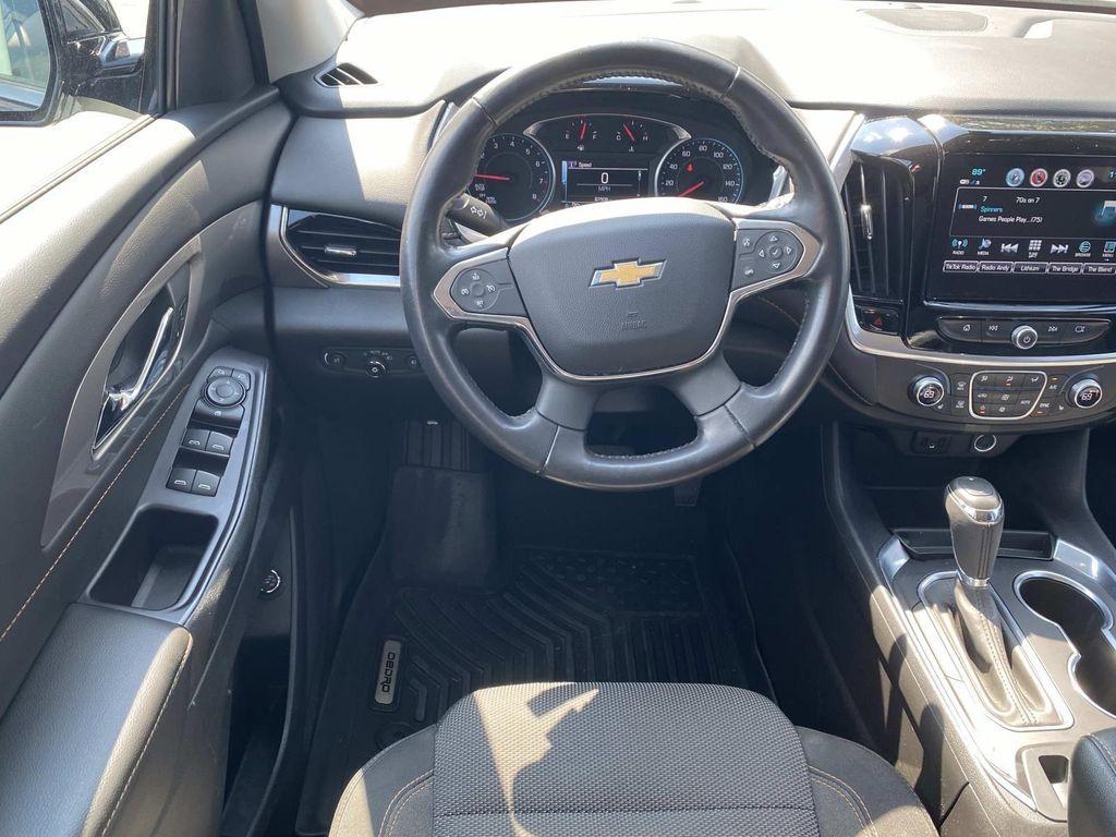 used 2019 Chevrolet Traverse car, priced at $18,988