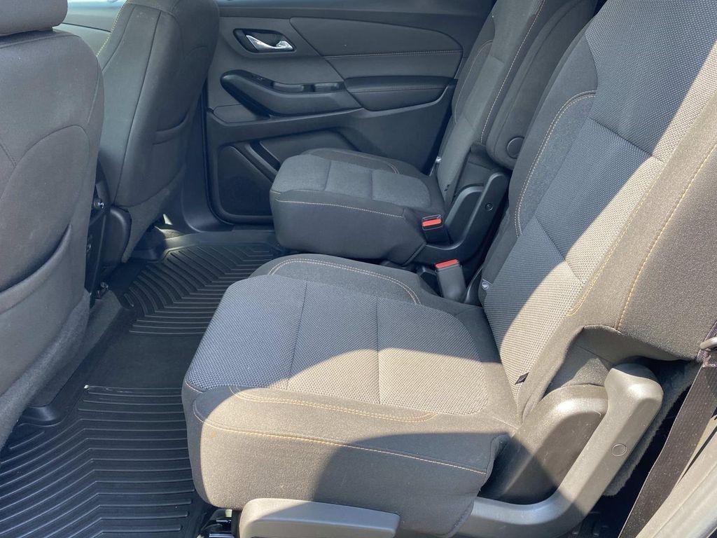 used 2019 Chevrolet Traverse car, priced at $18,988