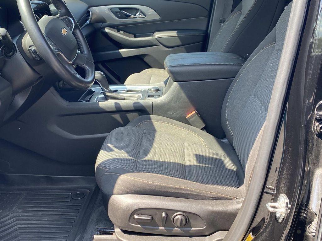 used 2019 Chevrolet Traverse car, priced at $18,988