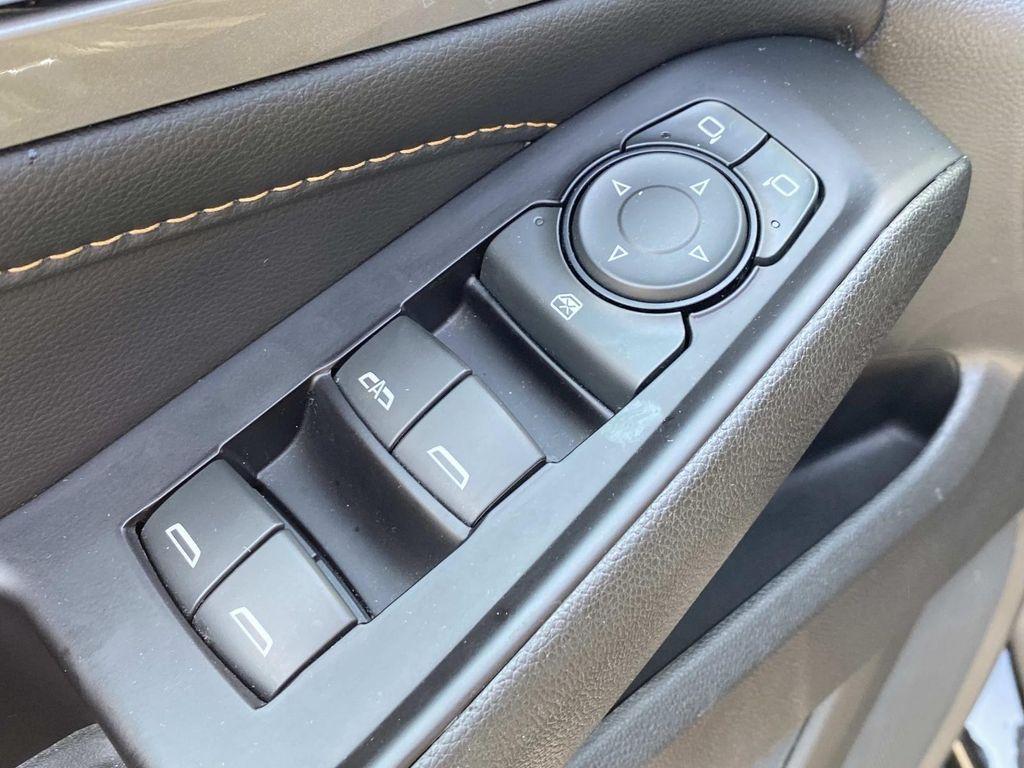 used 2019 Chevrolet Traverse car, priced at $18,988