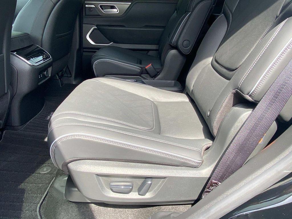 new 2025 INFINITI QX80 car, priced at $96,040