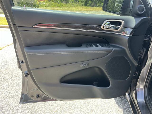 used 2015 Jeep Grand Cherokee car, priced at $10,988