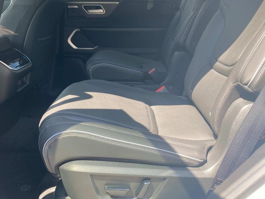 new 2025 INFINITI QX80 car, priced at $96,100