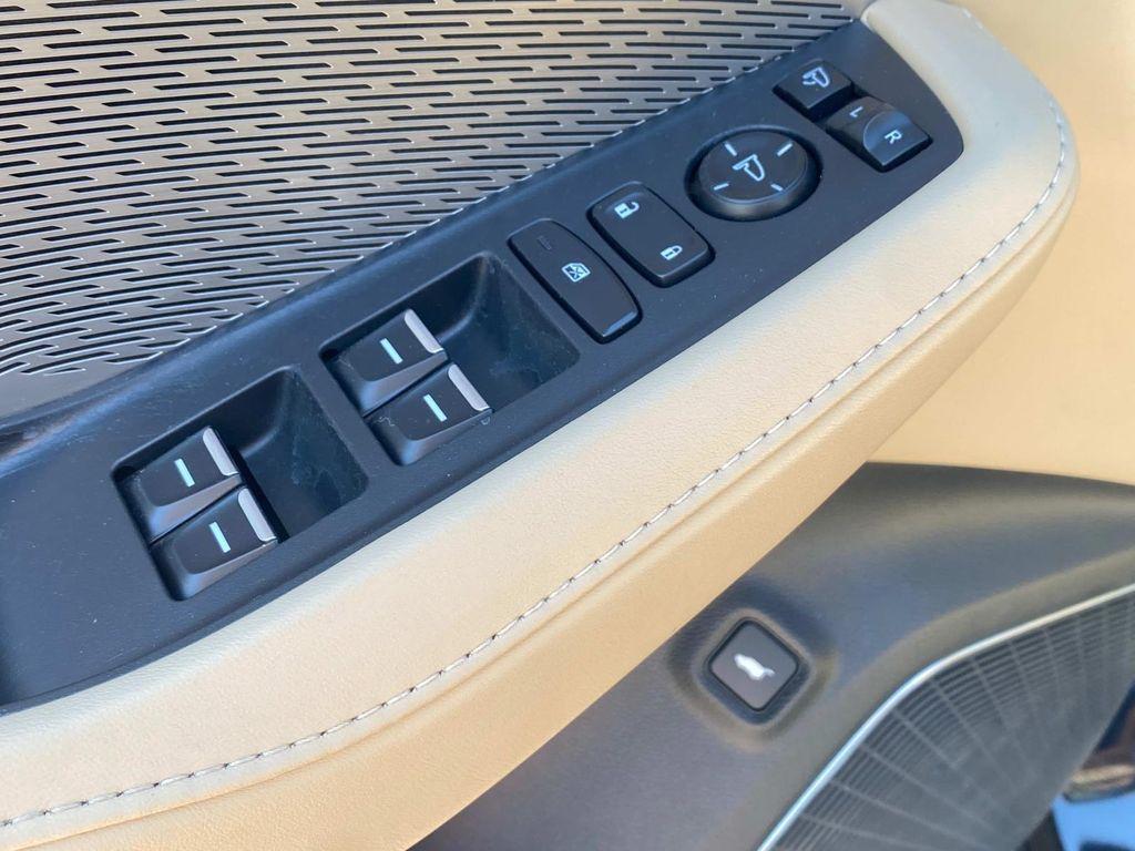 used 2023 Acura MDX car, priced at $48,988