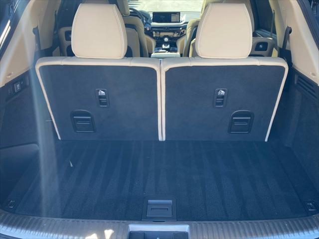 used 2023 Acura MDX car, priced at $51,500