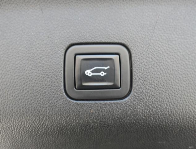 used 2021 Cadillac Escalade ESV car, priced at $55,750