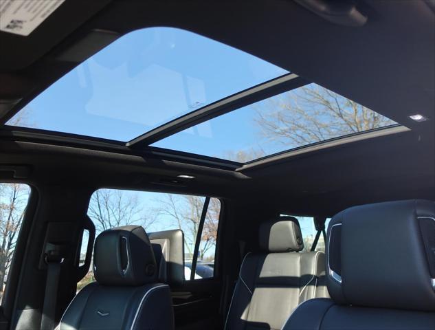 used 2021 Cadillac Escalade ESV car, priced at $55,750