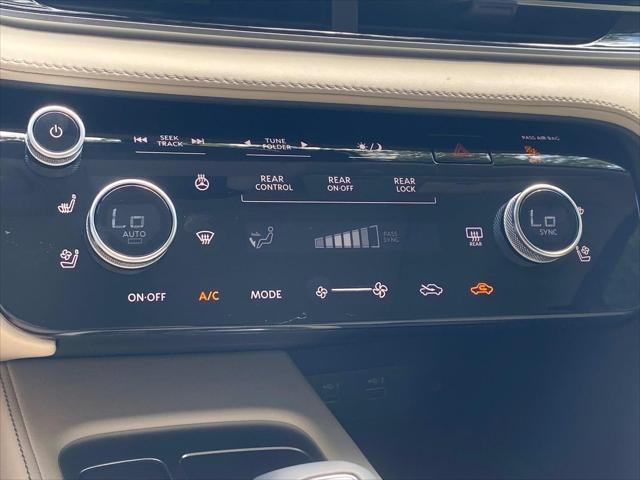 new 2025 INFINITI QX60 car, priced at $60,385