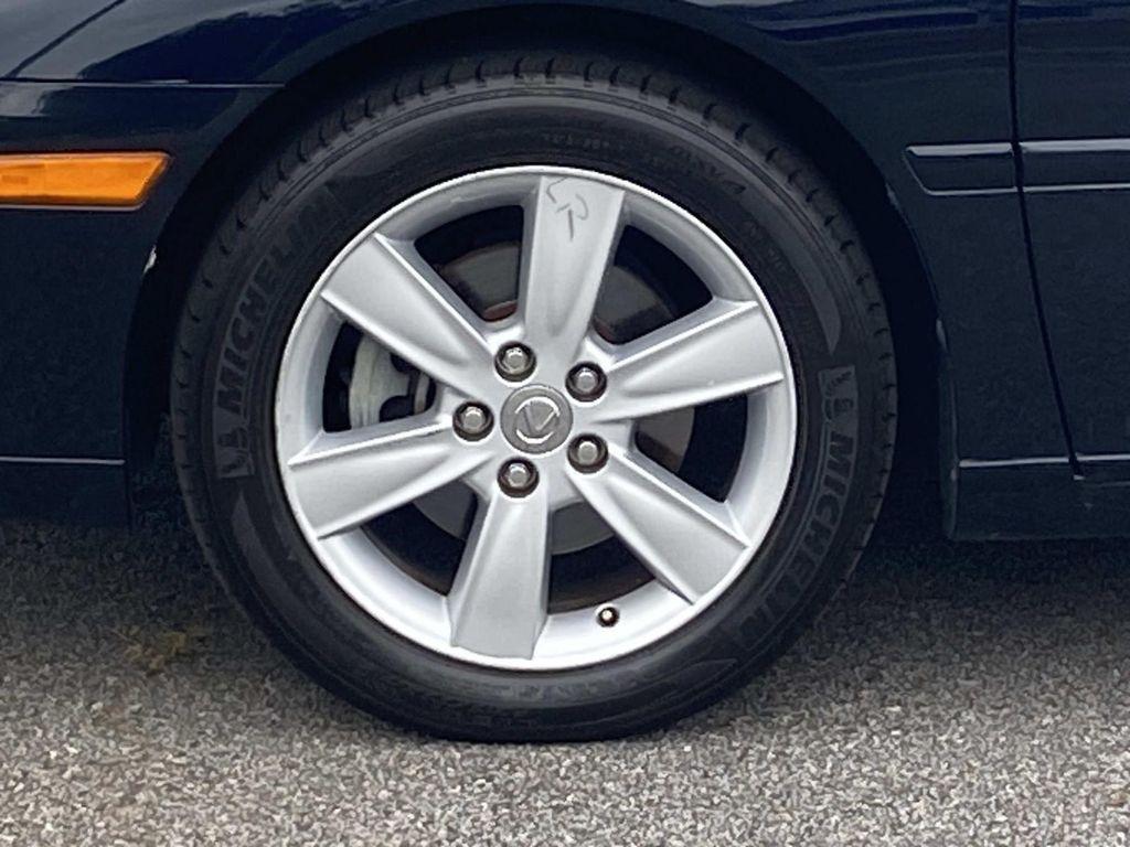 used 2005 Lexus ES 330 car, priced at $9,500