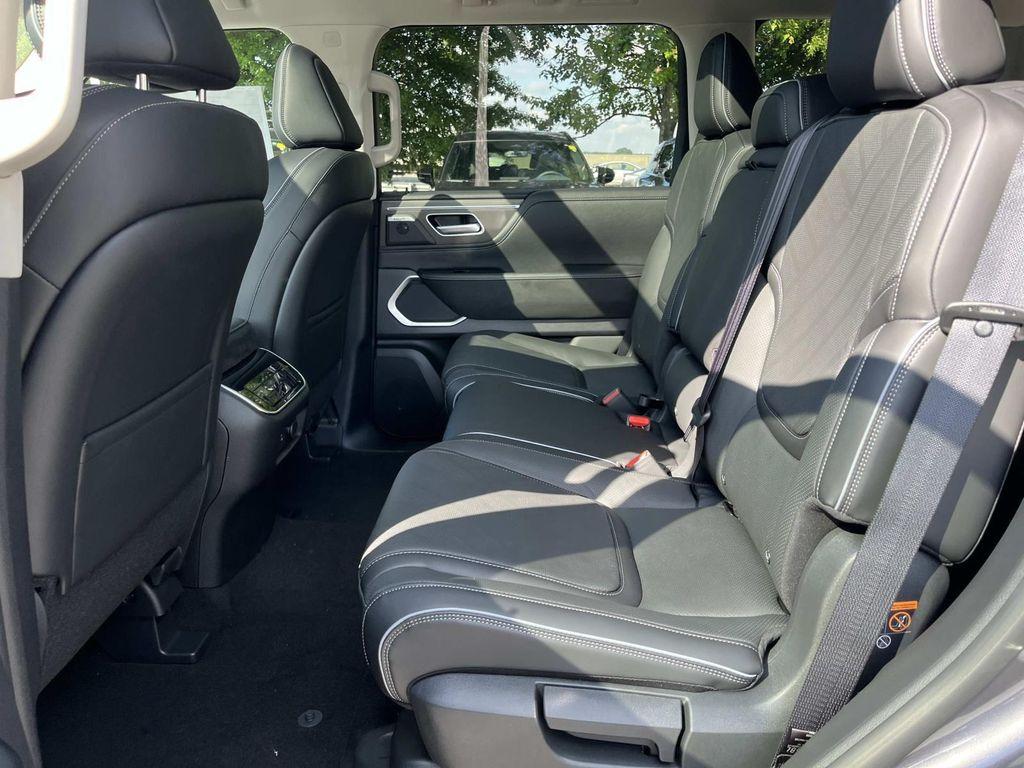 new 2025 INFINITI QX80 car, priced at $92,795