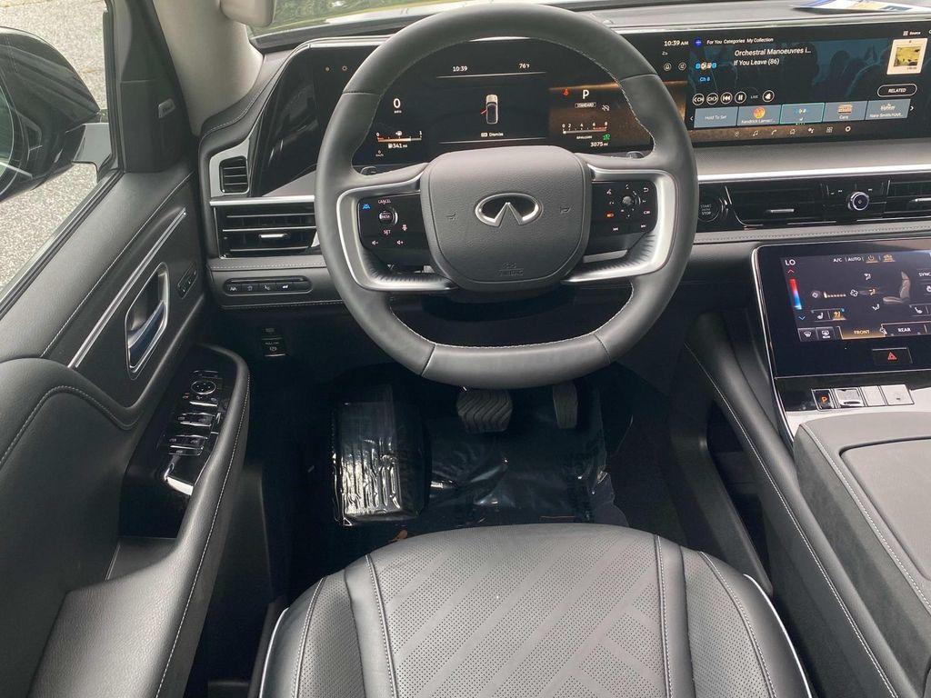used 2025 INFINITI QX80 car, priced at $75,988