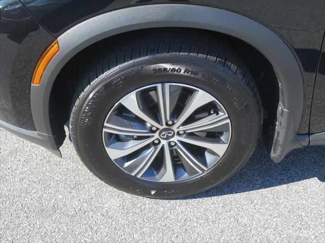 used 2025 INFINITI QX60 car, priced at $42,500