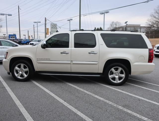 used 2008 Chevrolet Suburban car, priced at $7,988