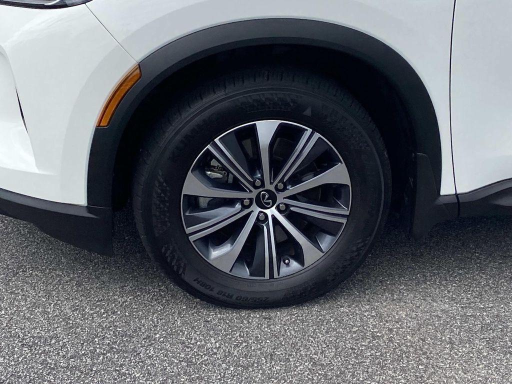 used 2025 INFINITI QX60 car, priced at $40,988