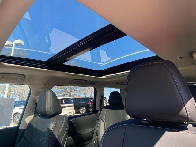 new 2025 INFINITI QX80 car, priced at $87,545