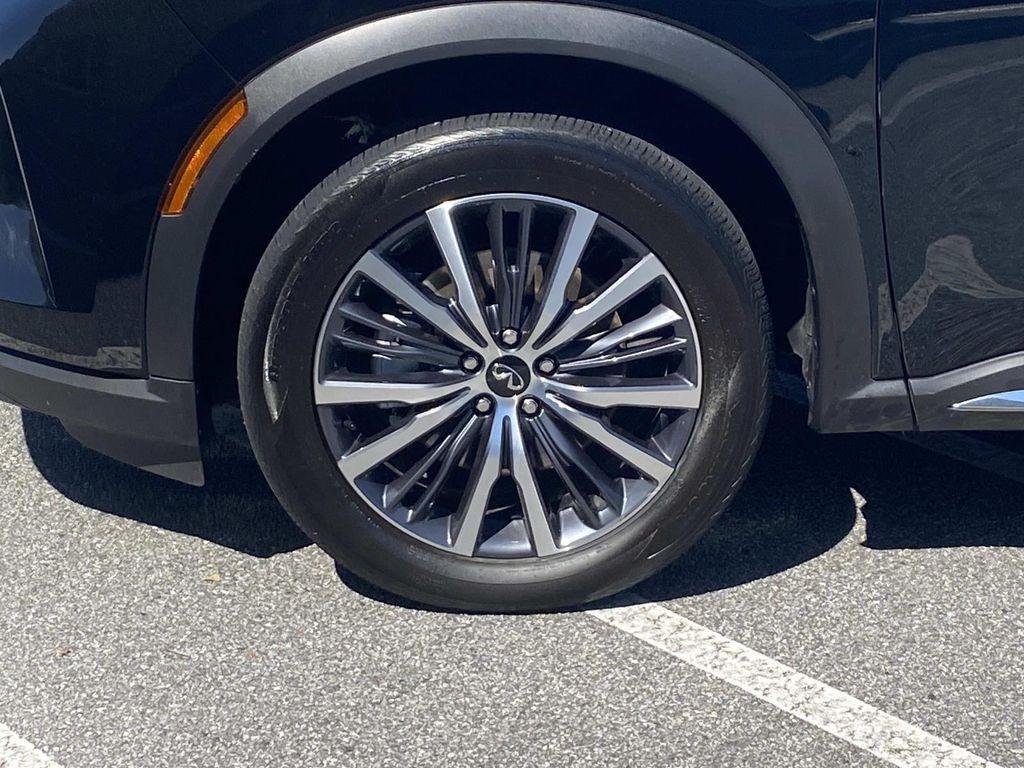 used 2025 INFINITI QX60 car, priced at $49,988