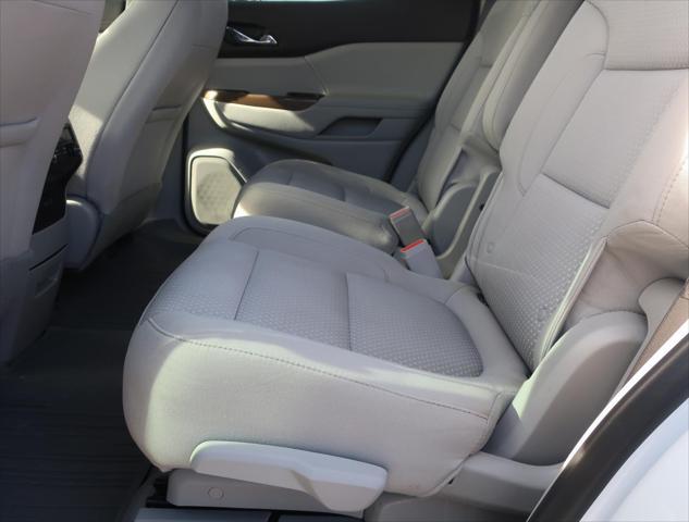 used 2022 GMC Acadia car, priced at $25,500