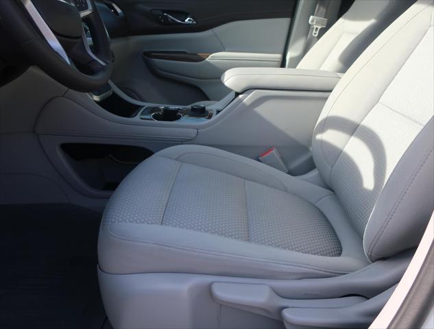 used 2022 GMC Acadia car, priced at $25,500