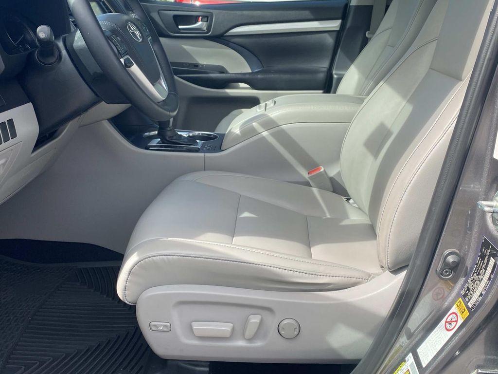 used 2019 Toyota Highlander car, priced at $19,988