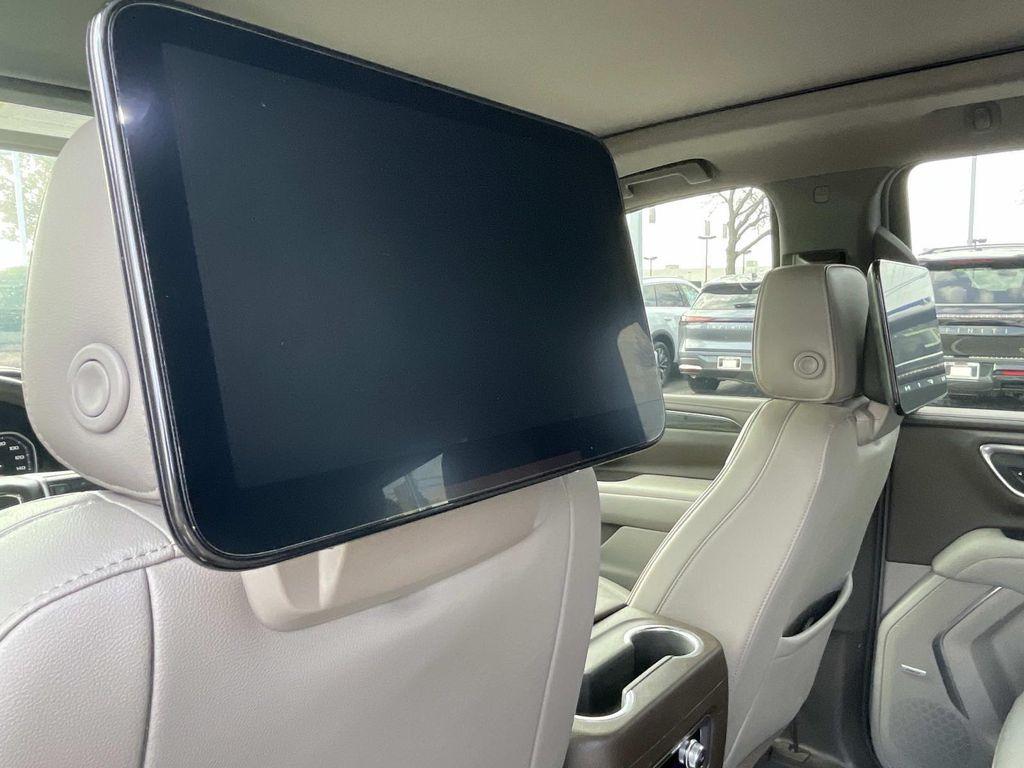 used 2021 GMC Yukon car, priced at $38,988