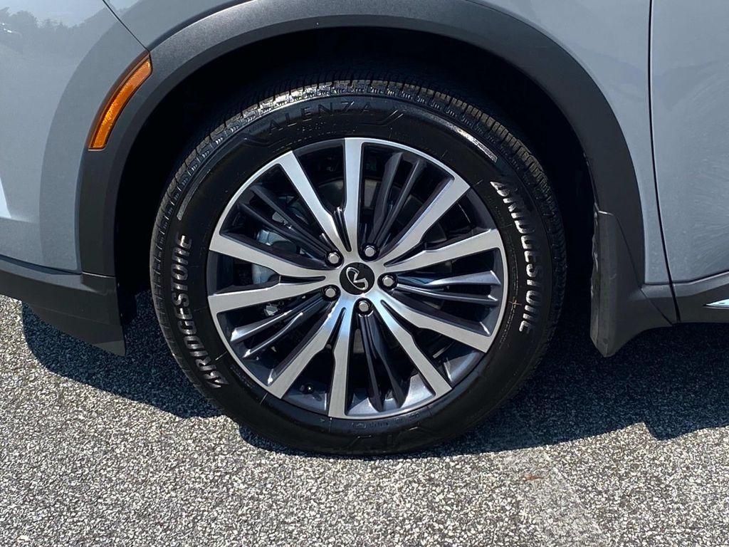 used 2025 INFINITI QX60 car, priced at $58,500